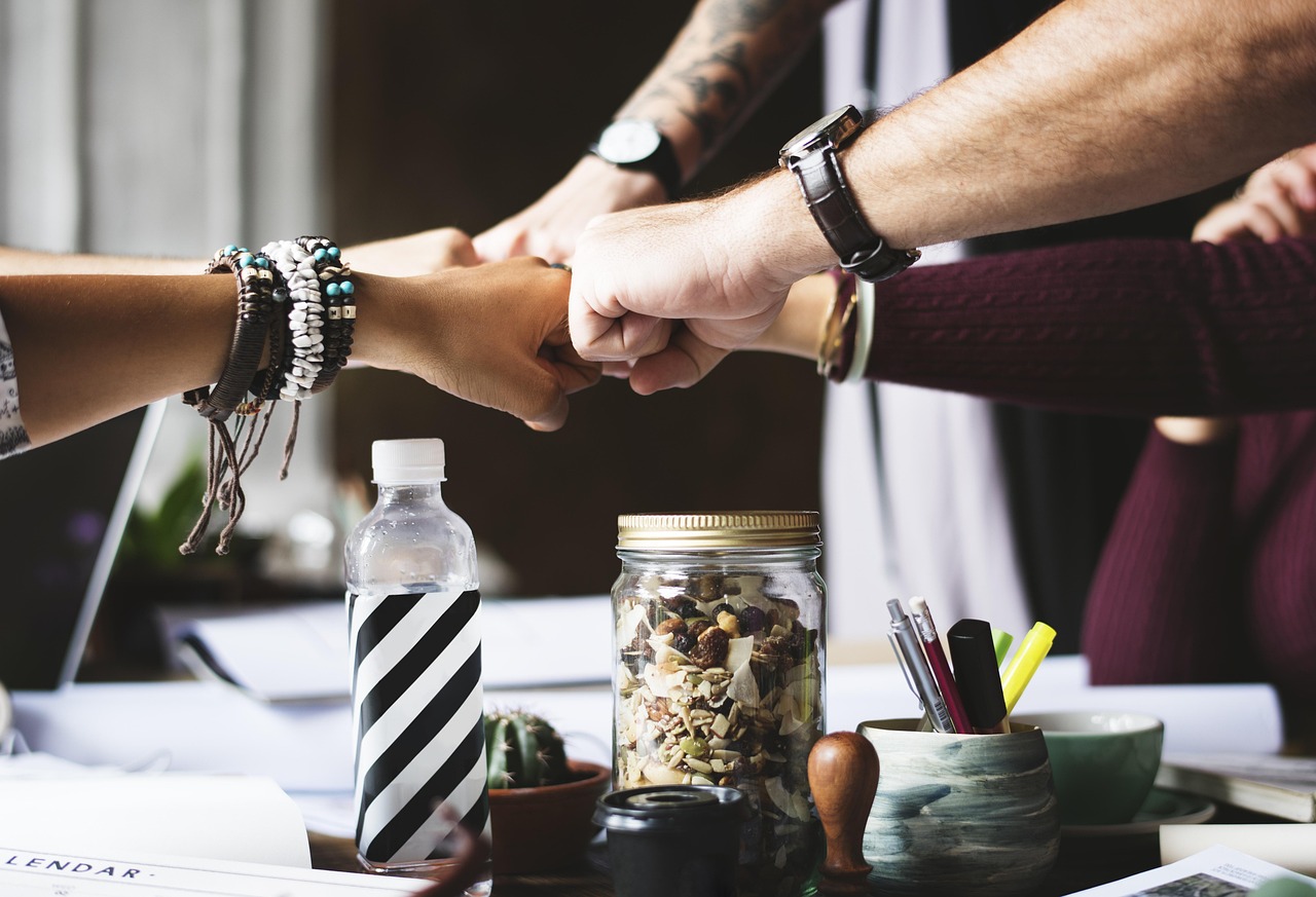 Illustration of AI Tools for Small Business: Must-Have Solutions for Effortless Productivity