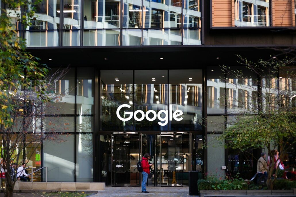 How to Attract More Local Customers from Google Search | iGlobalWeb | Web Design SEO eCommerce Marketing Printing Company | baqsbdu8oso How to Get More Local Customers from Google Search
