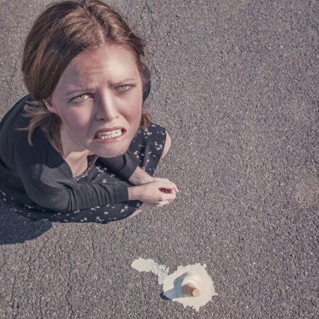 e commerce mistakes 9 devastating errors new stores must avo 1787669123 450x450 | Home | iGlobalWeb Illustration of E-Commerce Mistakes: 9 Devastating Errors New Stores Must Avoid