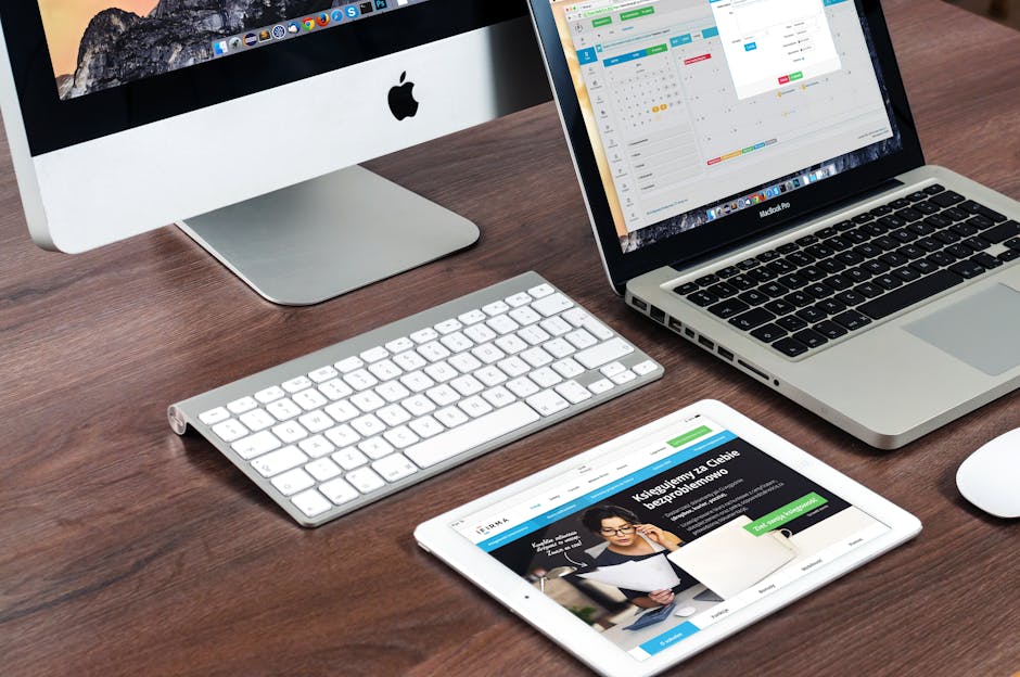 Blog | iGlobalWeb | Web Design SEO eCommerce Marketing Printing Company | macbook apple imac computer 39284 39284 A sleek office desk setup featuring Apple devices: iMac, MacBook, and iPad.