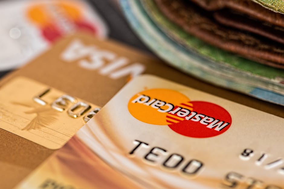 Blog | iGlobalWeb | Web Design SEO eCommerce Marketing Printing Company | pexels photo 259200 259200 Macro shot of credit cards showing Visa and Mastercard logos next to a wallet, ideal for finance themes.